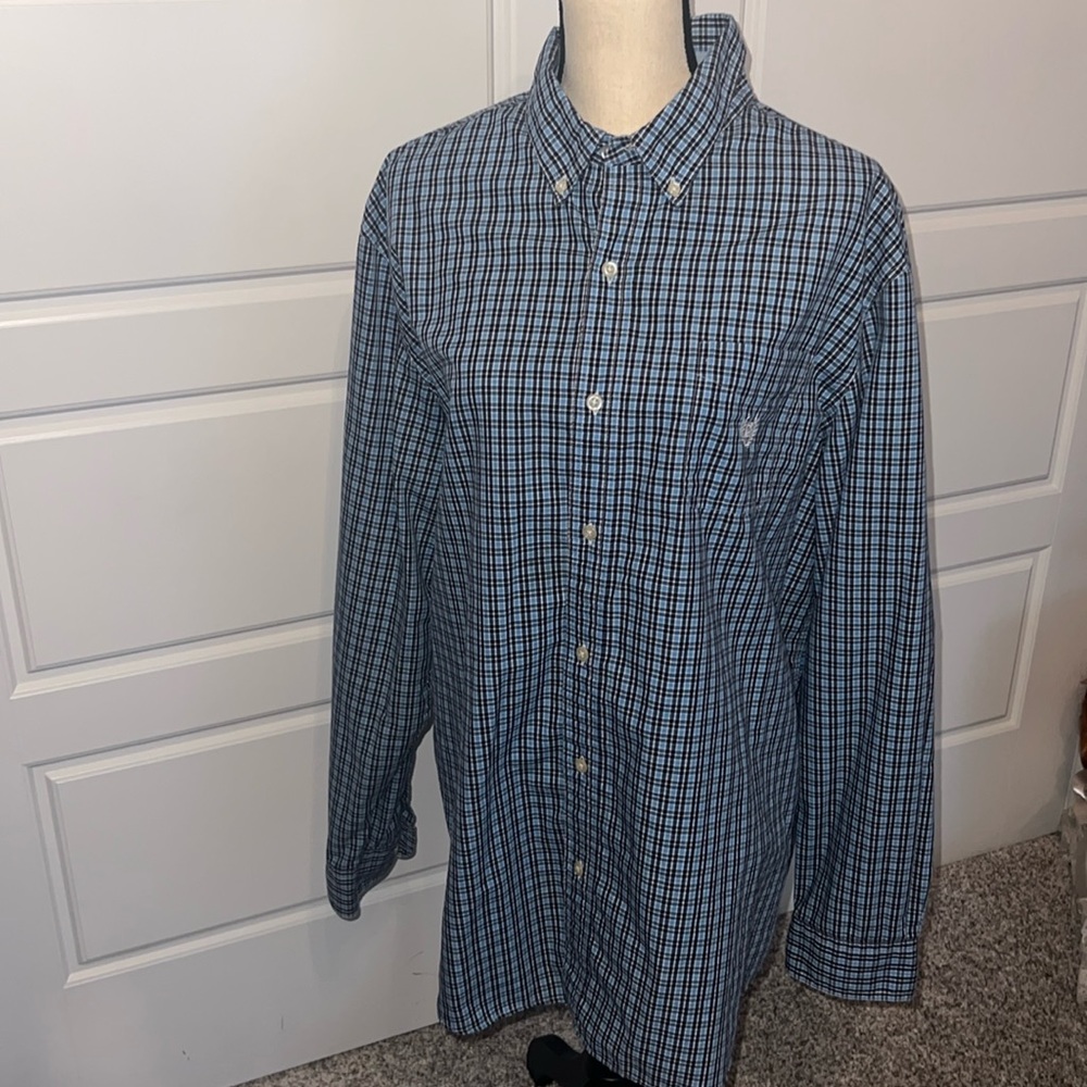 Men’s long sleeve button up SIZE XL